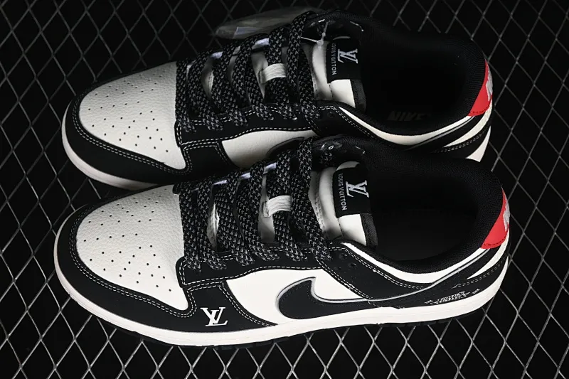 All categories Nk SB Dunk Series Nk SB Dunk Low High-end customized low-top sneakers Nike SB Dunk Low LV joint beige black silver red tail high-end customized low-top casual sneakers QW5836-031
